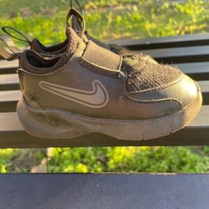 Nike Flex Runner 3 Toddler Size 7C Kids Black Slip-On Shoes